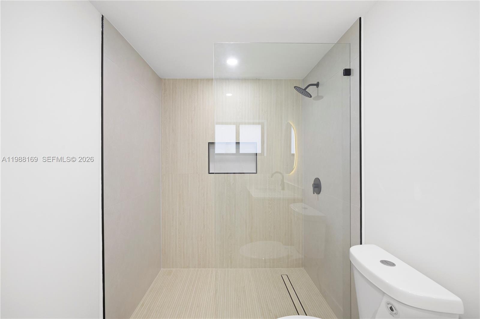   /  1601 кв.футов $ 2026-03-23 0 Фото