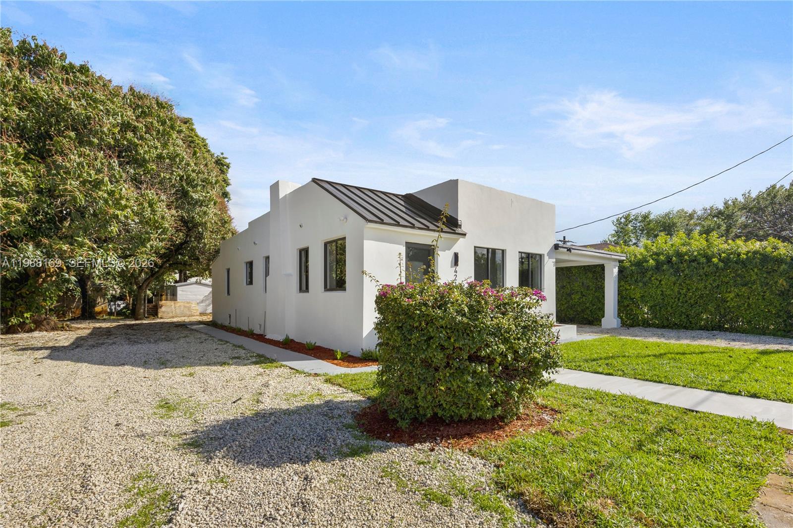   /  1601 кв.футов $ 2026-03-23 0 Фото