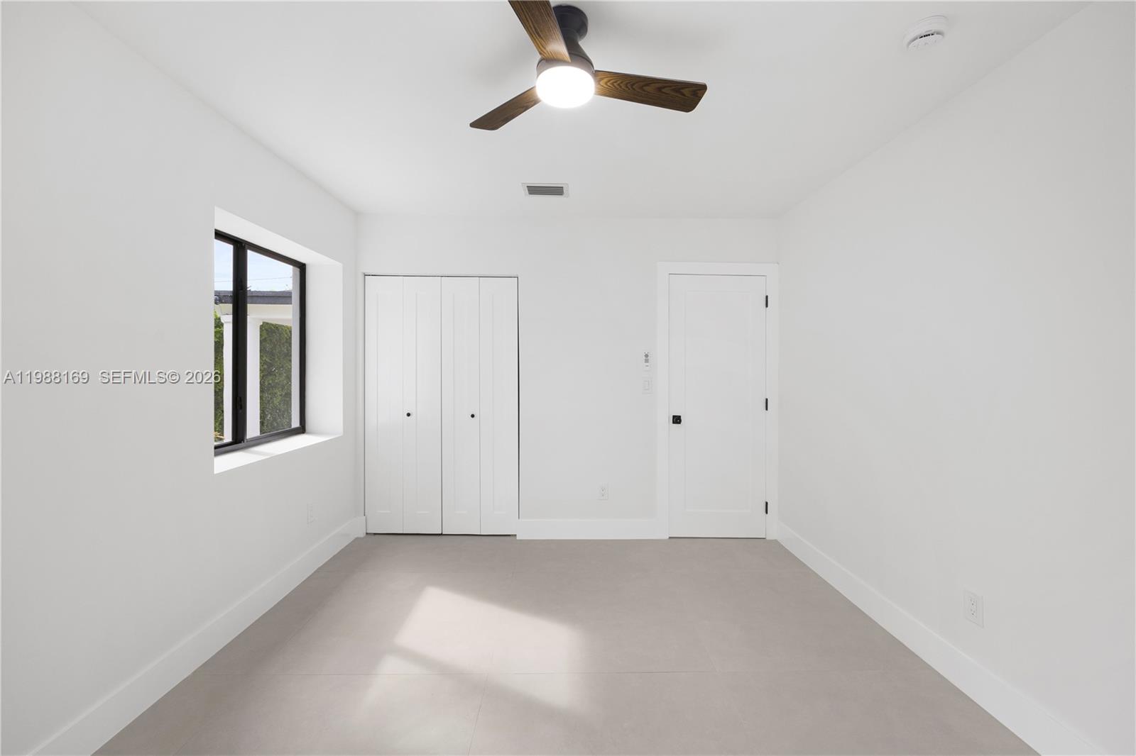   /  1601 кв.футов $ 2026-03-23 0 Фото