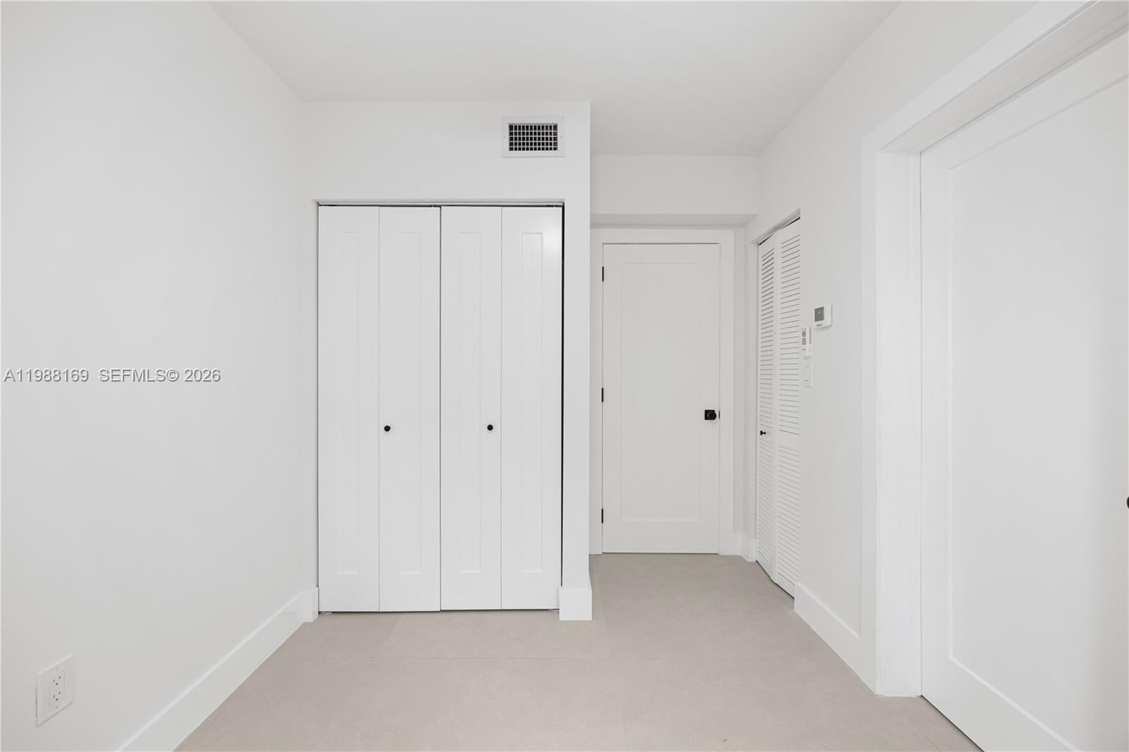   /  1601 кв.футов $ 2026-03-23 0 Фото