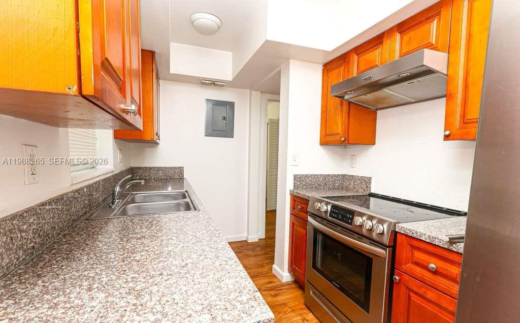   /  3632 кв.футов $ 2026-03-24 0 Фото