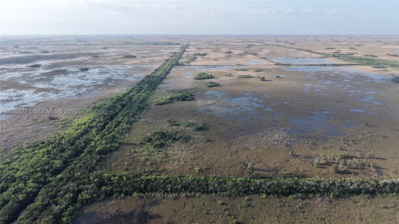   /   кв.футов $ 2026-03-24 0 Фото