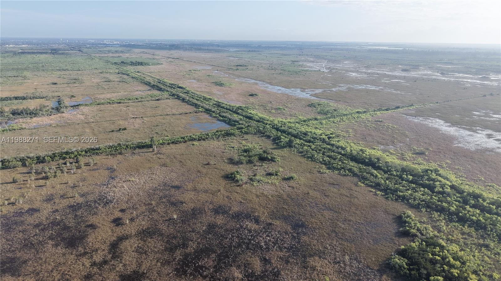   /   кв.футов $ 2026-03-24 0 Фото