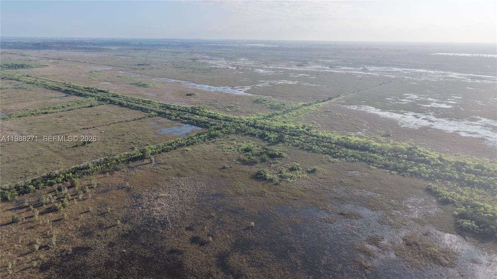   /   кв.футов $ 2026-03-24 0 Фото