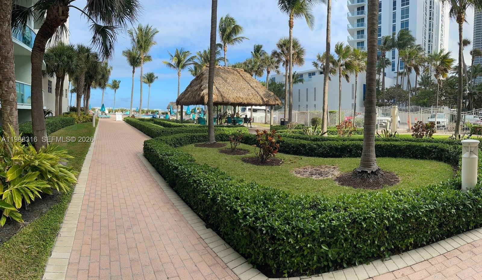 Photo of 3901 Ocean Dr  #5W, Hollywood, Florida, 33019 - 