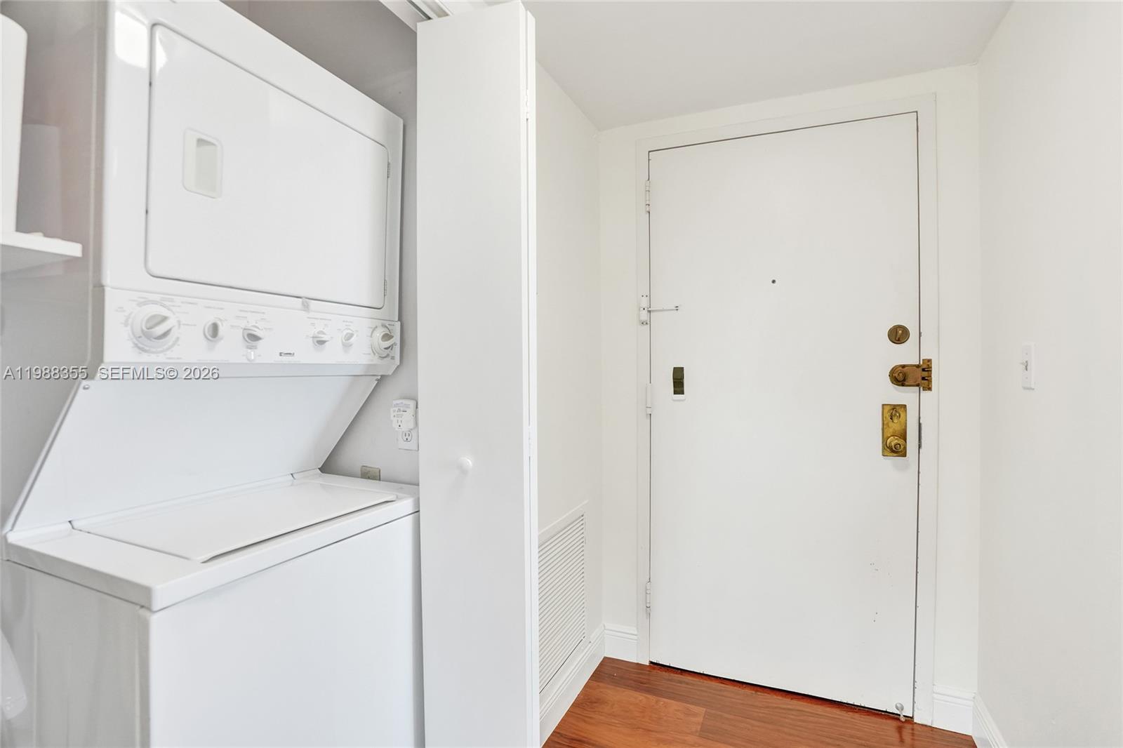 817 2 / 2 1344 sq. ft. $ 2026-03-24 0 Photo