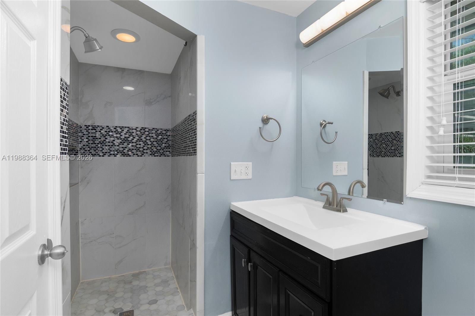 Ver detalles 11450 3 / 2 sq. ft. $ 2026-03-24 0 foto