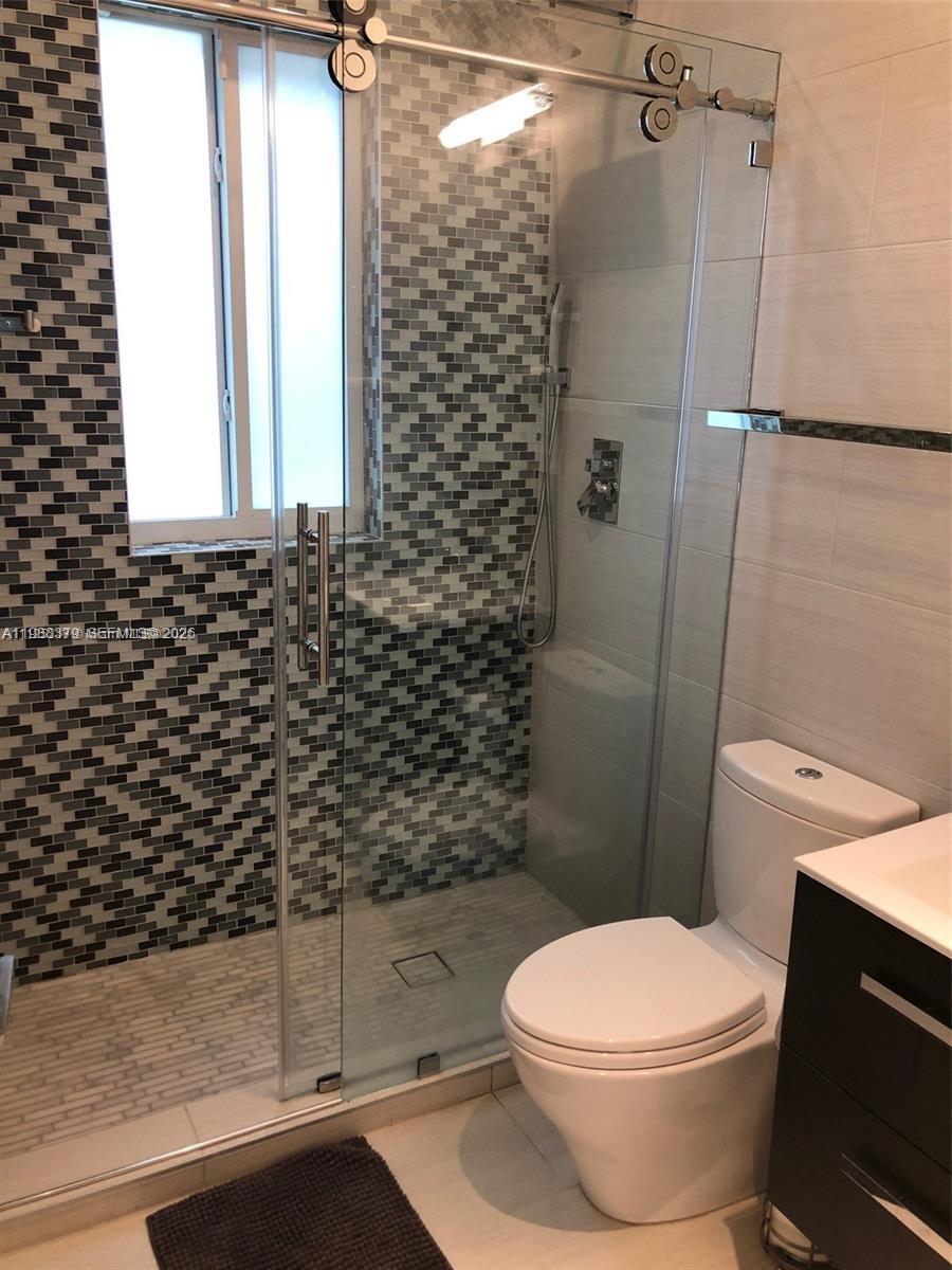   /  3600 sq. ft. $ 2026-03-24 0 foto