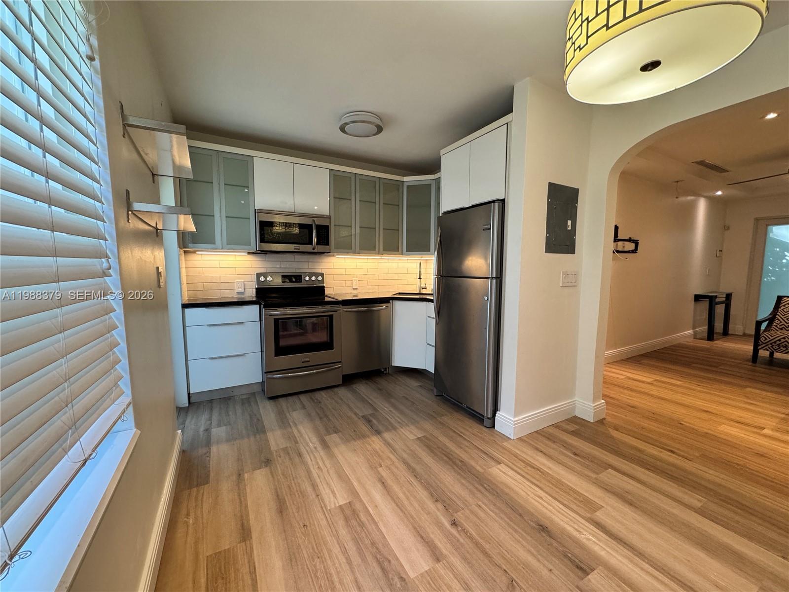   /  3600 sq. ft. $ 2026-03-24 0 foto