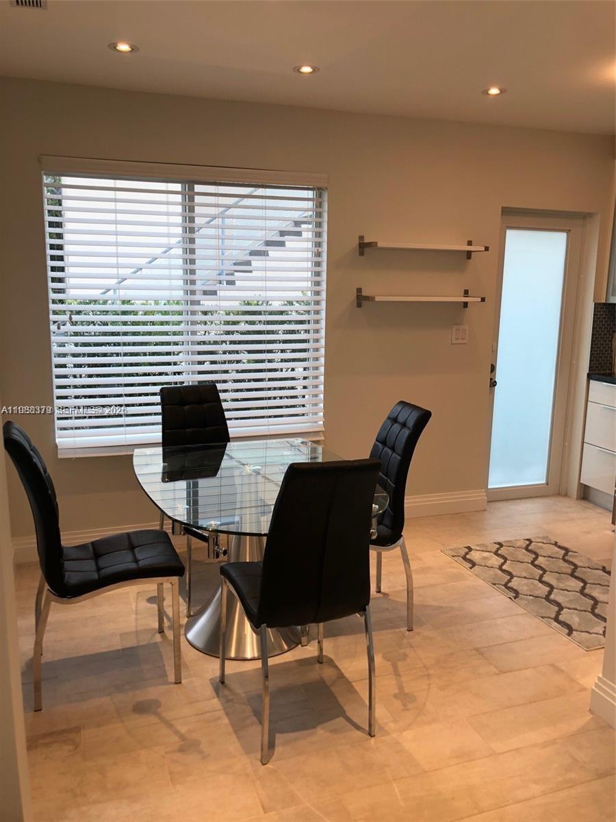   /  3600 sq. ft. $ 2026-03-24 0 foto