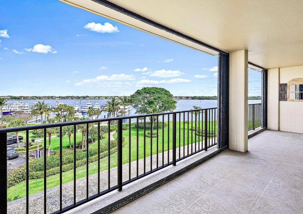 511 2 / 2 1244 кв.футов $ 2026-03-24 0 Фото