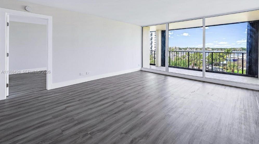 511 2 / 2 1244 кв.футов $ 2026-03-24 0 Фото