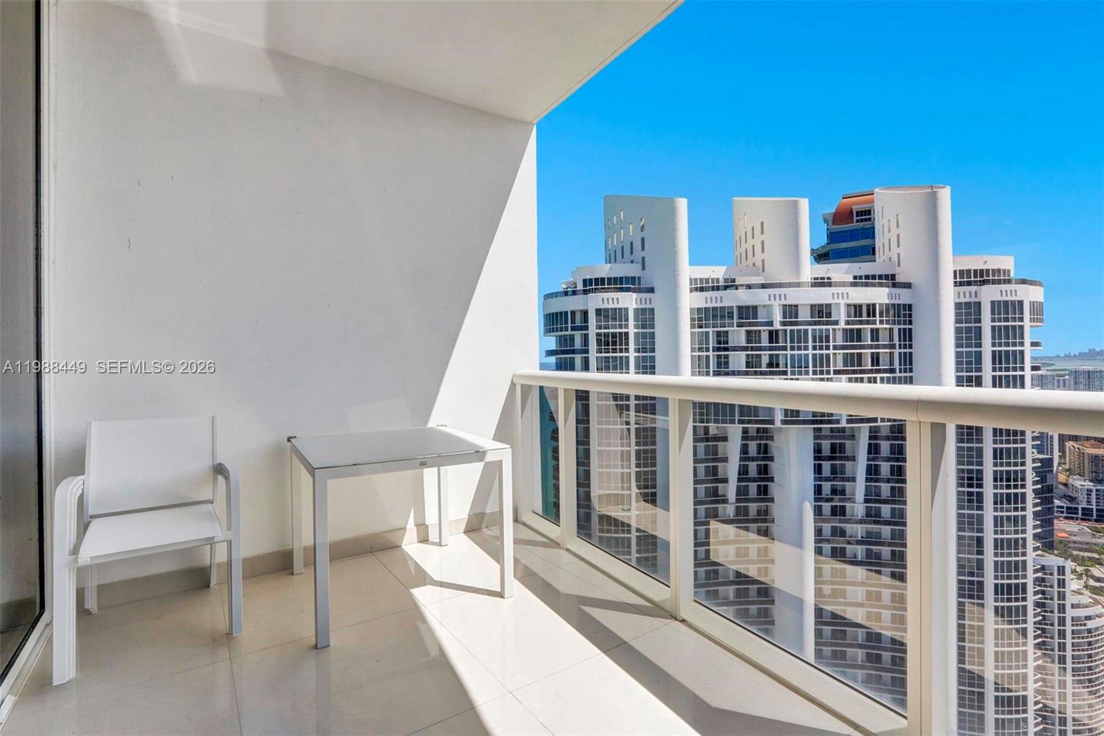 5405 1 / 2 1183 sq. ft. $ 2026-04-21 0 Photo