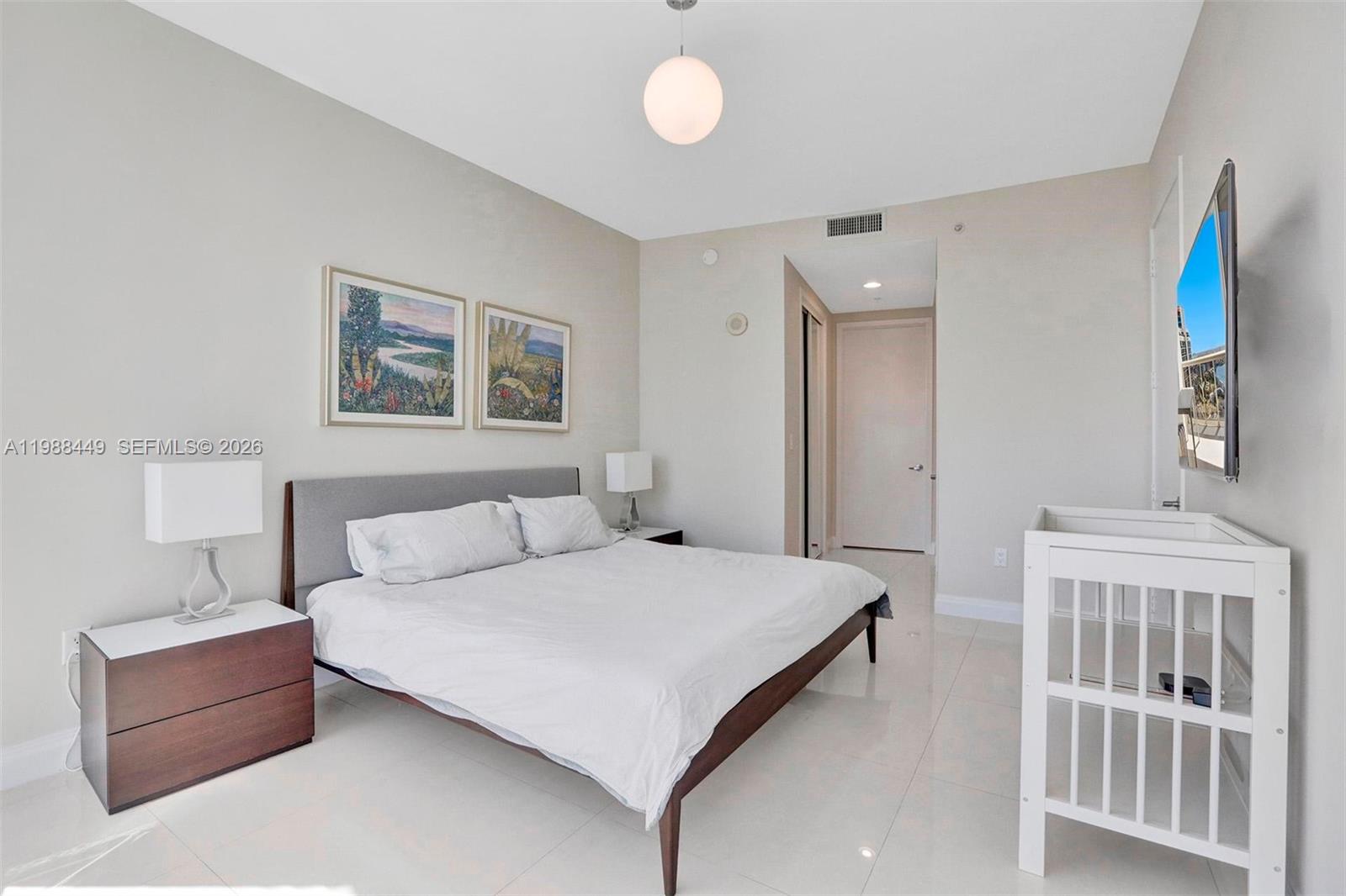 5405 1 / 2 1183 sq. ft. $ 2026-04-21 0 Photo