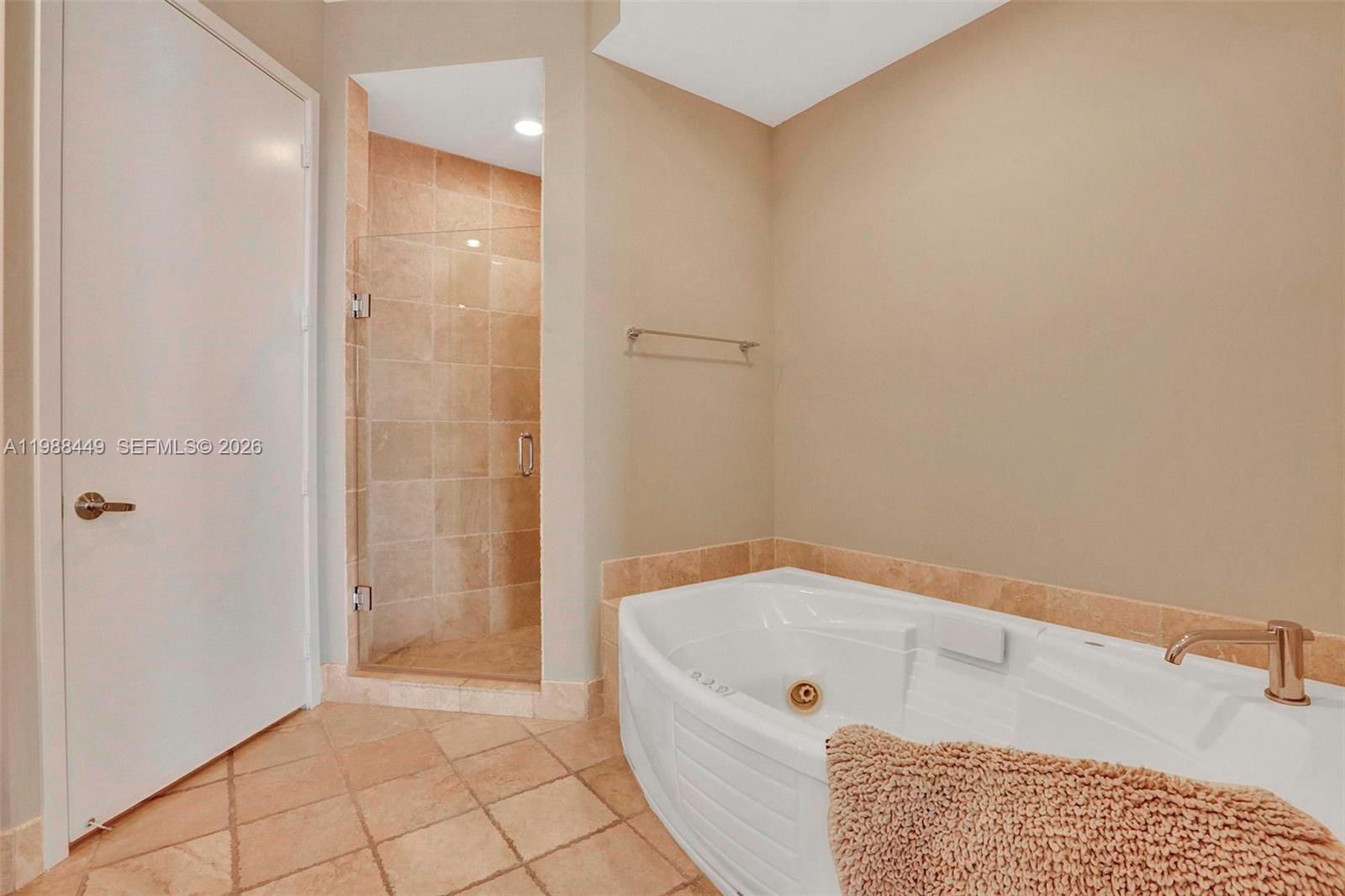 5405 1 / 2 1183 sq. ft. $ 2026-04-21 0 Photo