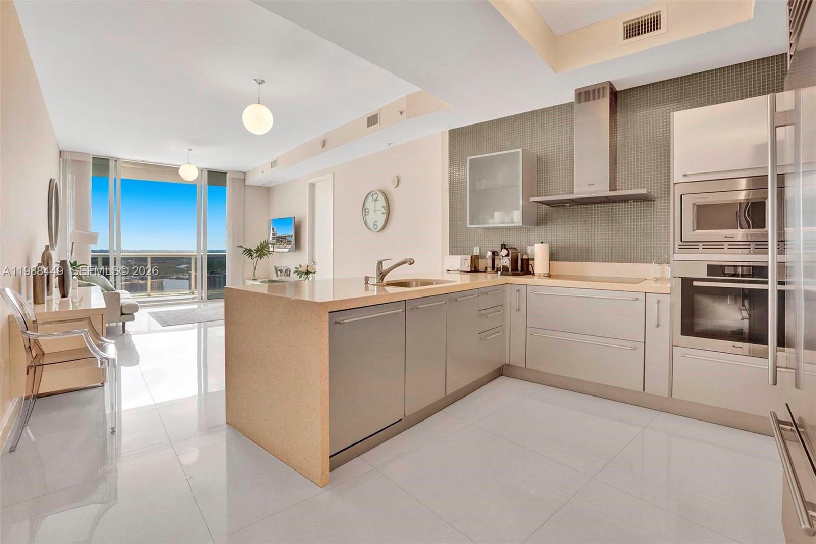 5405 1 / 2 1183 sq. ft. $ 2026-04-21 0 Photo