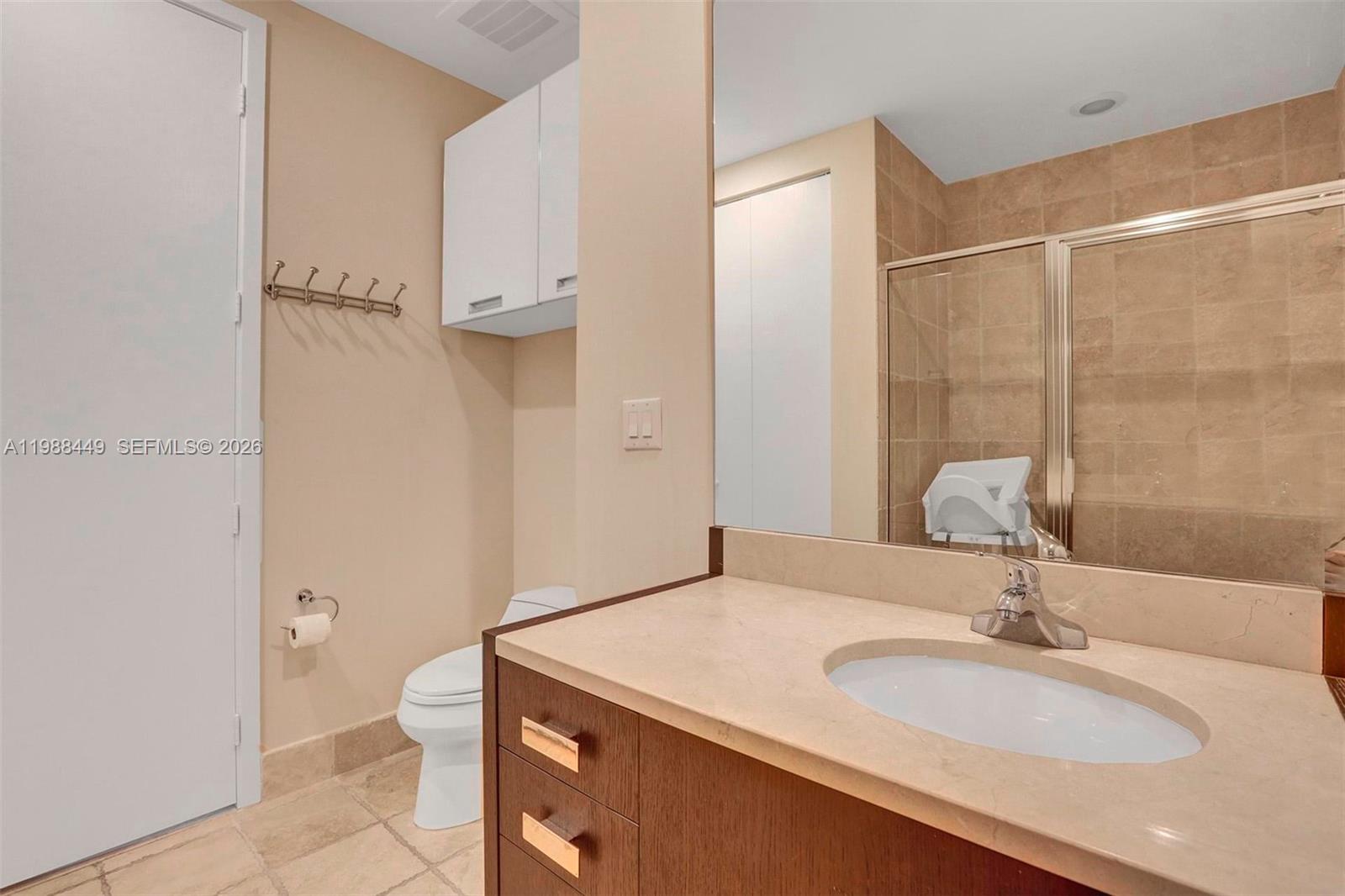 5405 1 / 2 1183 sq. ft. $ 2026-04-21 0 Photo