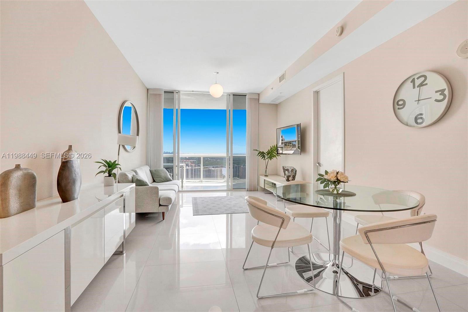 5405 1 / 2 1183 sq. ft. $ 2026-04-21 0 Photo