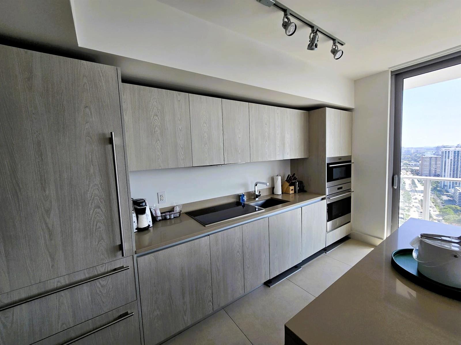 3011 2 / 2 1087 sq. ft. $ 2026-06-16 0 foto