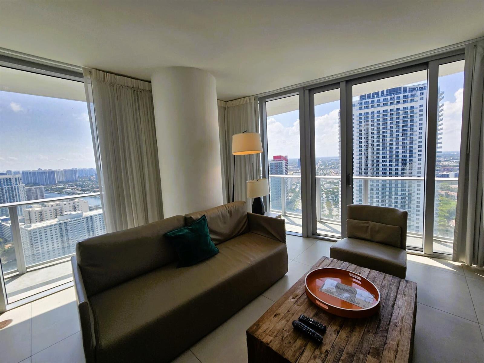 3011 2 / 2 1087 sq. ft. $ 2026-06-16 0 foto