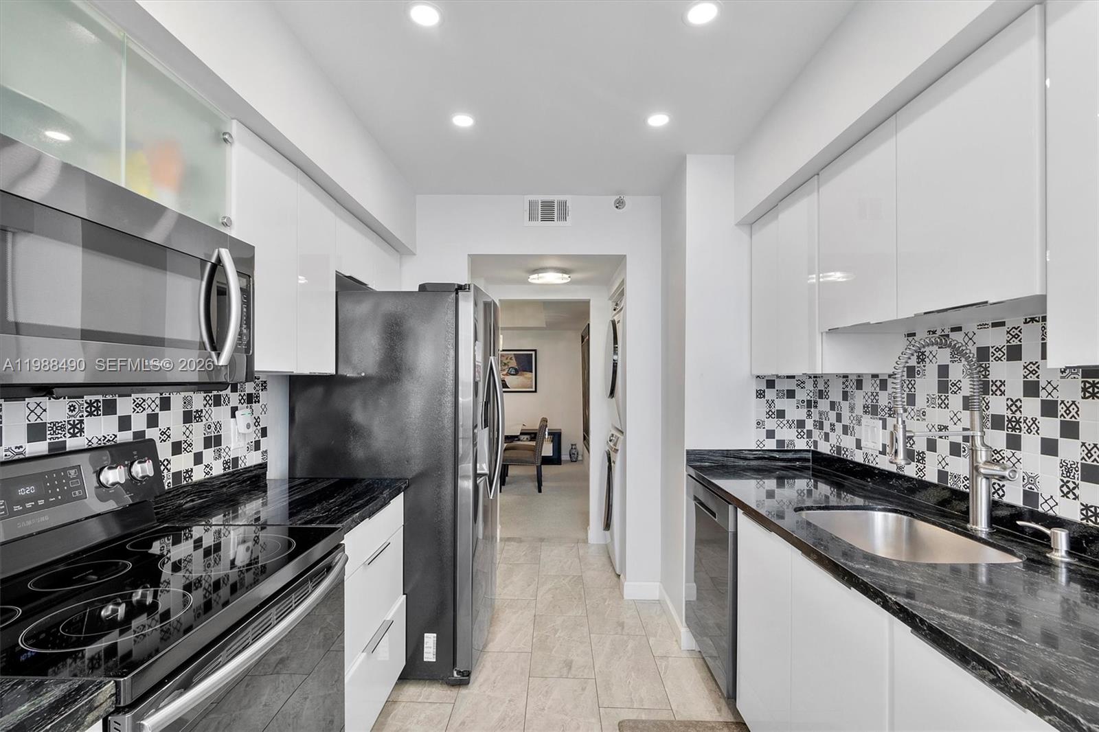 Photo of 20281 Country Cub Drive  #1712, Aventura, Florida, 33180 - 