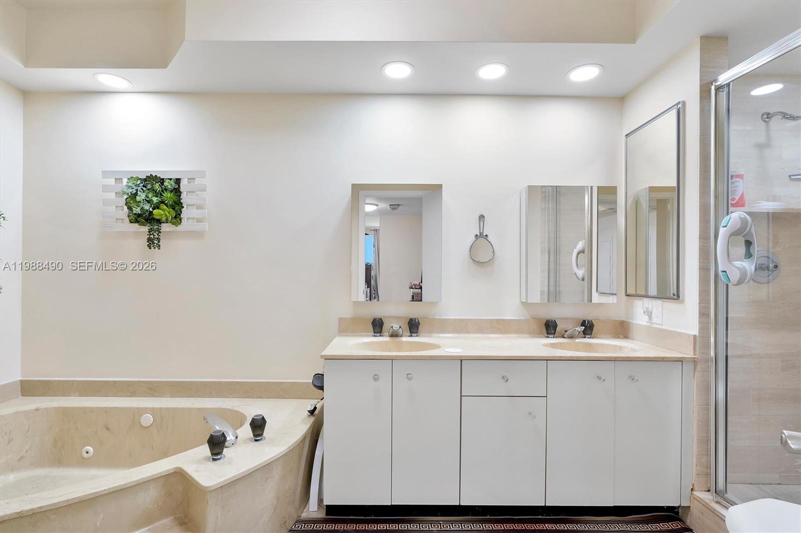 Photo of 20281 Country Cub Drive  #1712, Aventura, Florida, 33180 - 