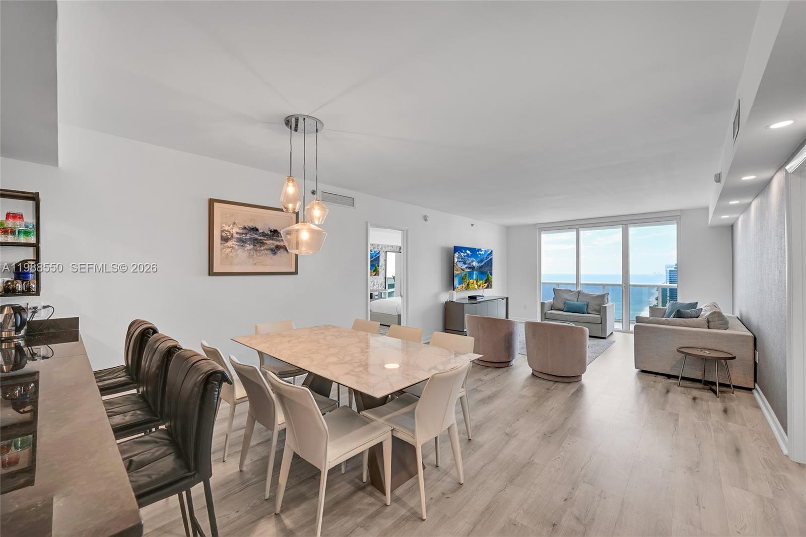4603 2 / 3 1733 sq. ft. $ 2026-05-14 0 Photo
