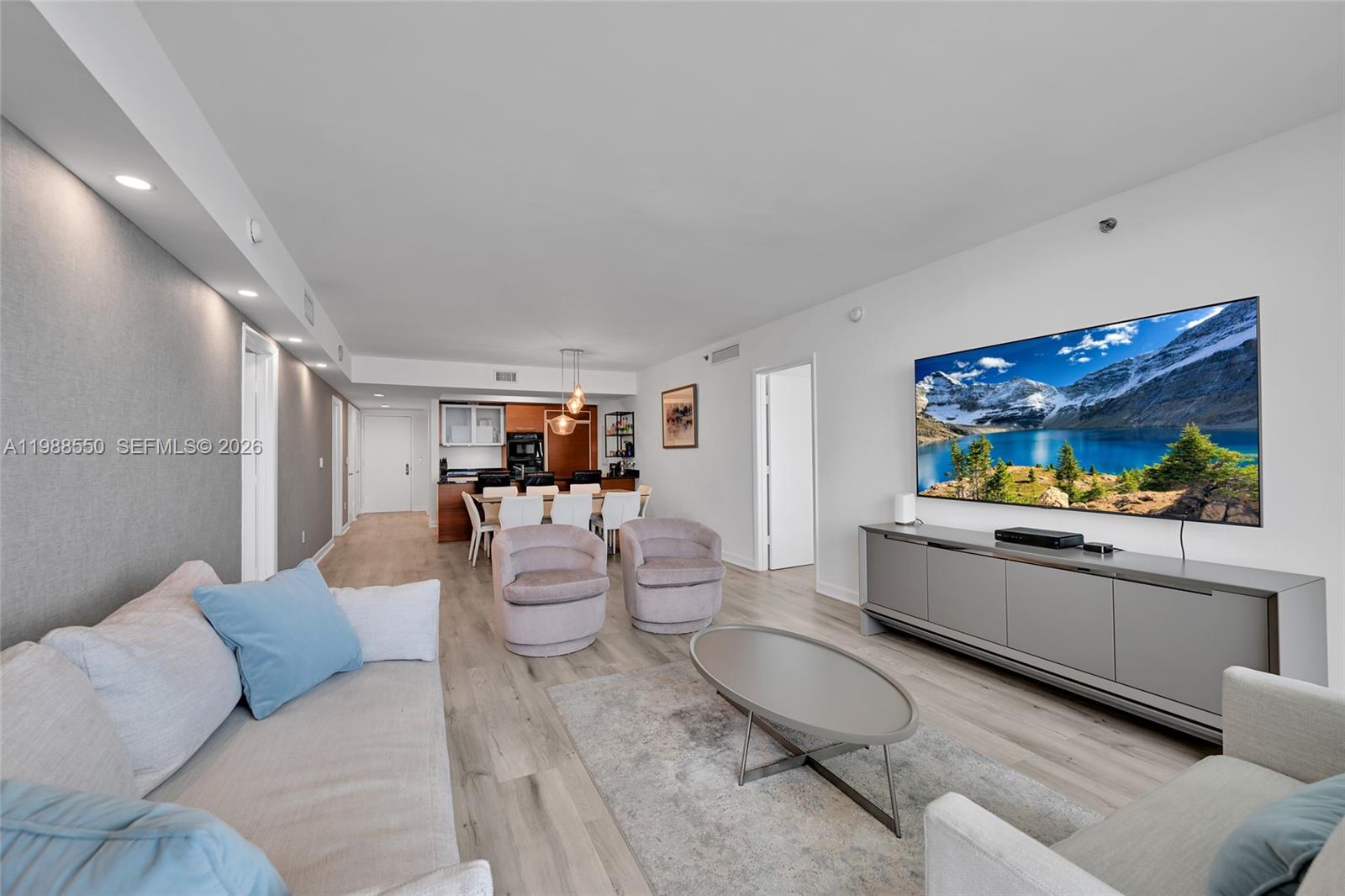 4603 2 / 3 1733 sq. ft. $ 2026-05-14 0 Photo