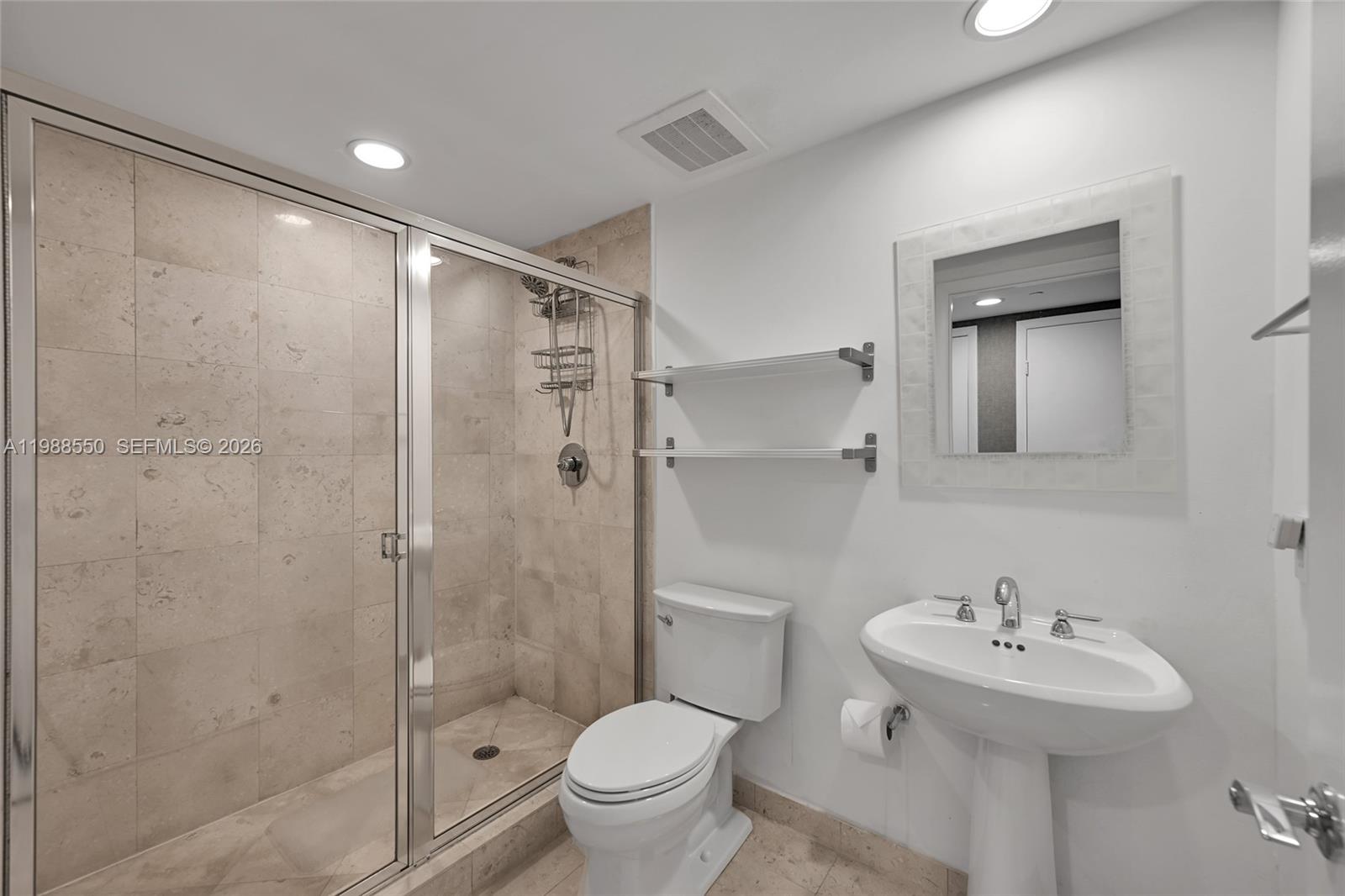 4603 2 / 3 1733 sq. ft. $ 2026-05-14 0 Photo