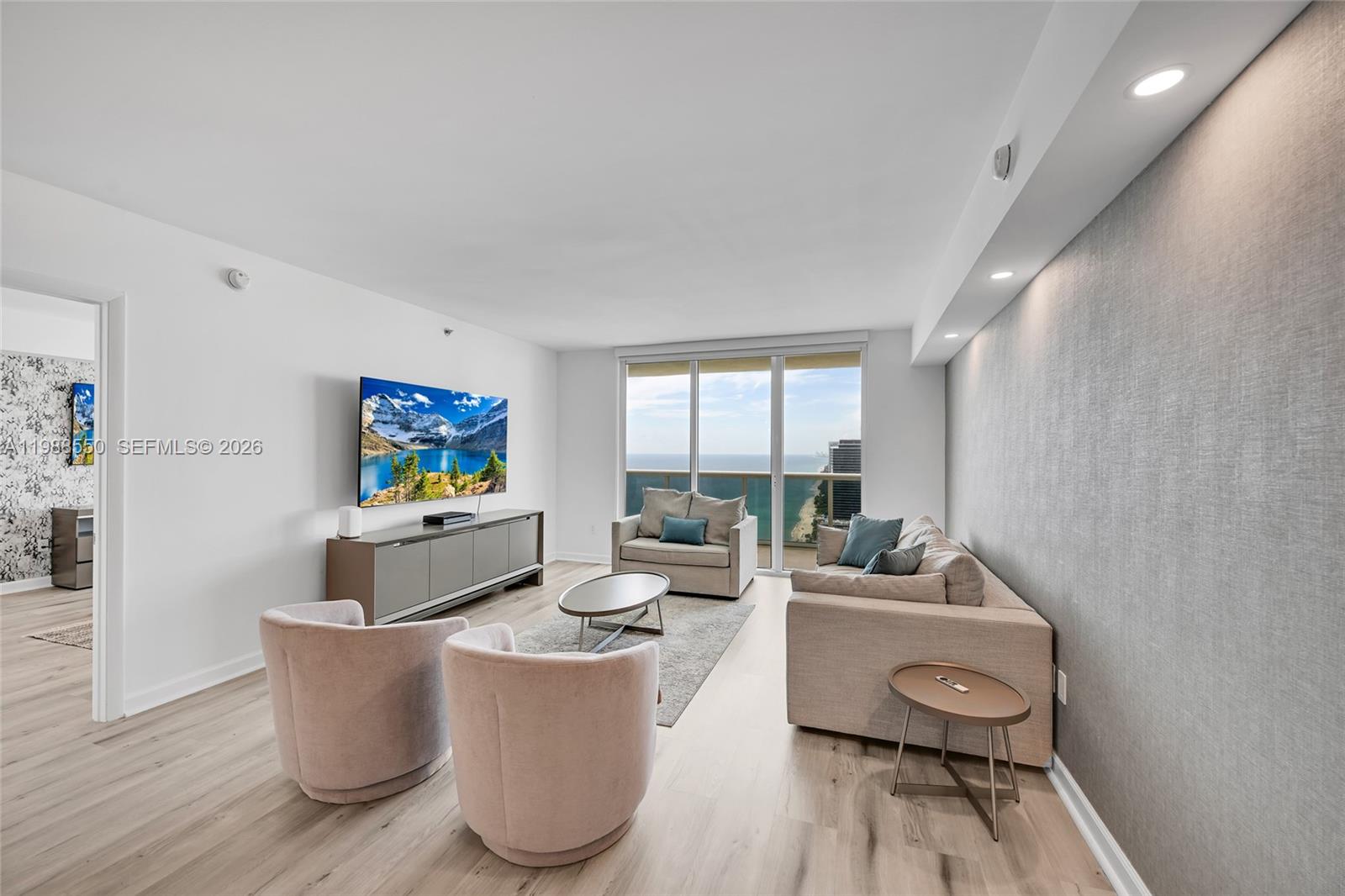 4603 2 / 3 1733 sq. ft. $ 2026-05-14 0 Photo