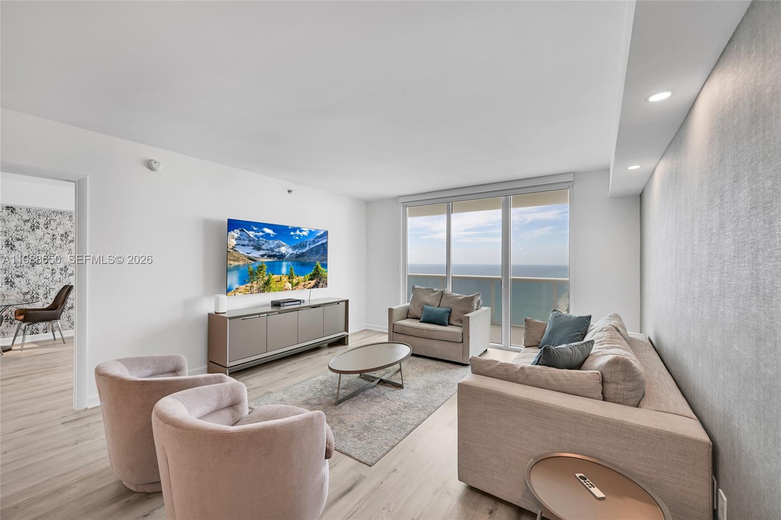 4603 2 / 3 1733 sq. ft. $ 2026-05-14 0 Photo