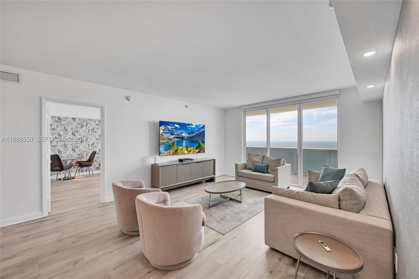 4603 2 / 3 1733 sq. ft. $ 2026-05-14 0 Photo