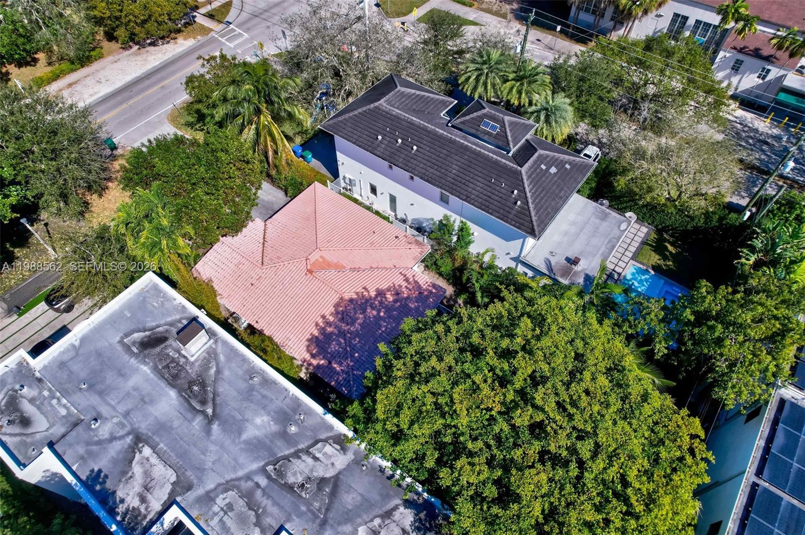   /   sq. ft. $ 2026-03-24 0 foto