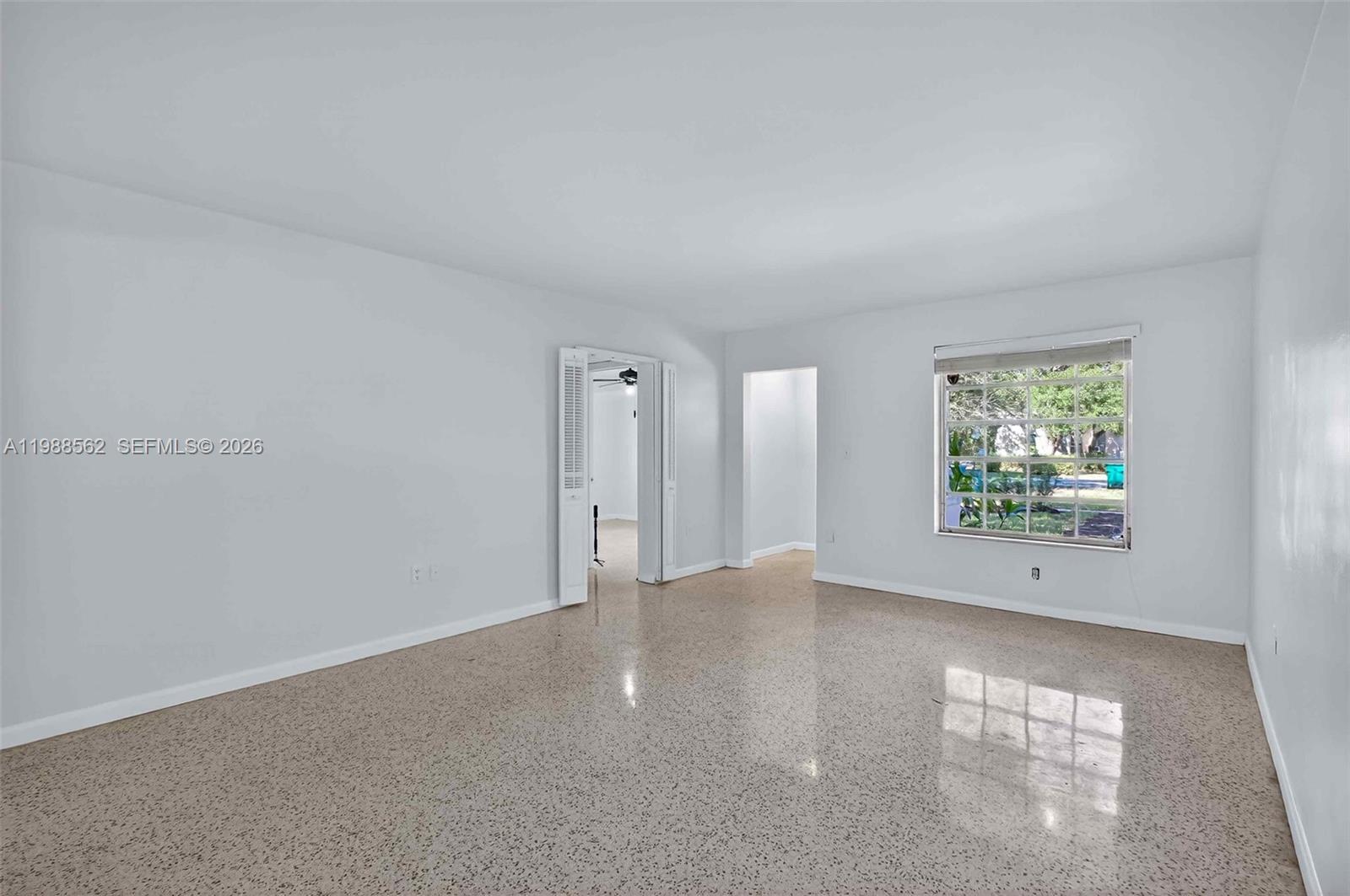   /   sq. ft. $ 2026-03-24 0 foto