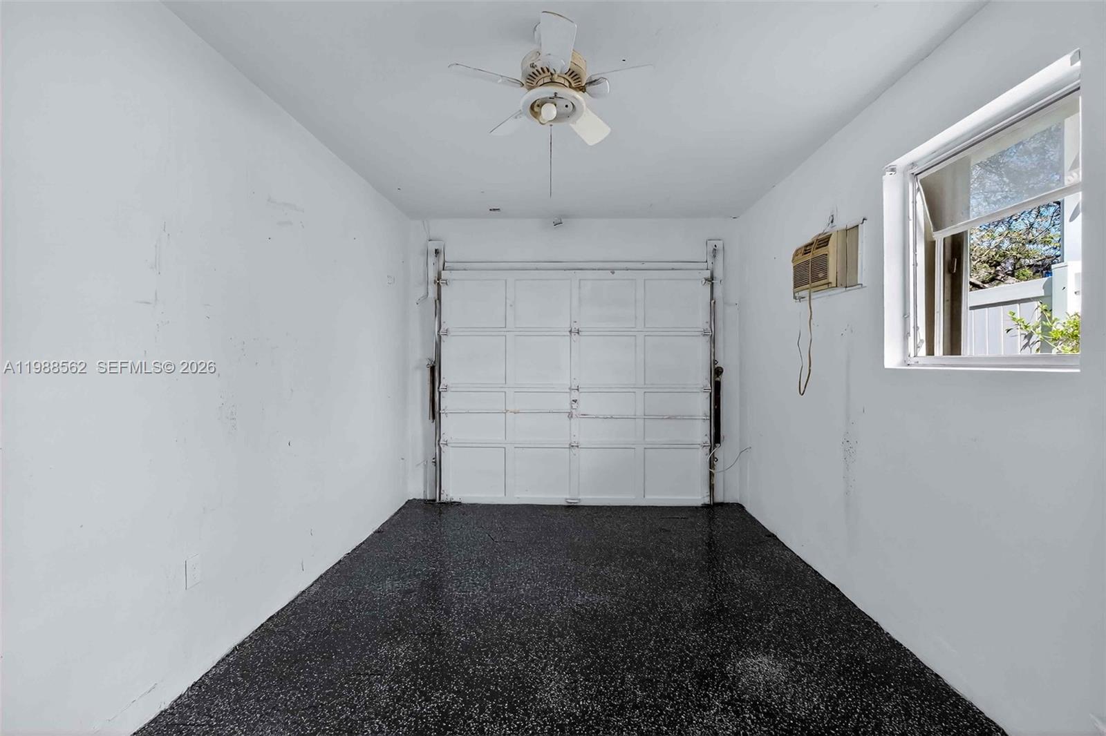   /   sq. ft. $ 2026-03-24 0 foto