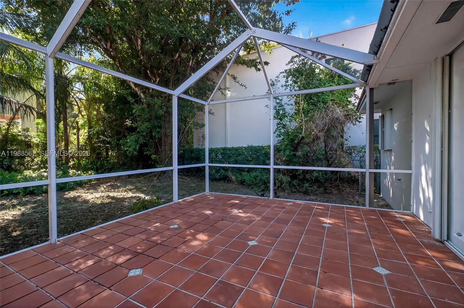   /   sq. ft. $ 2026-03-24 0 foto