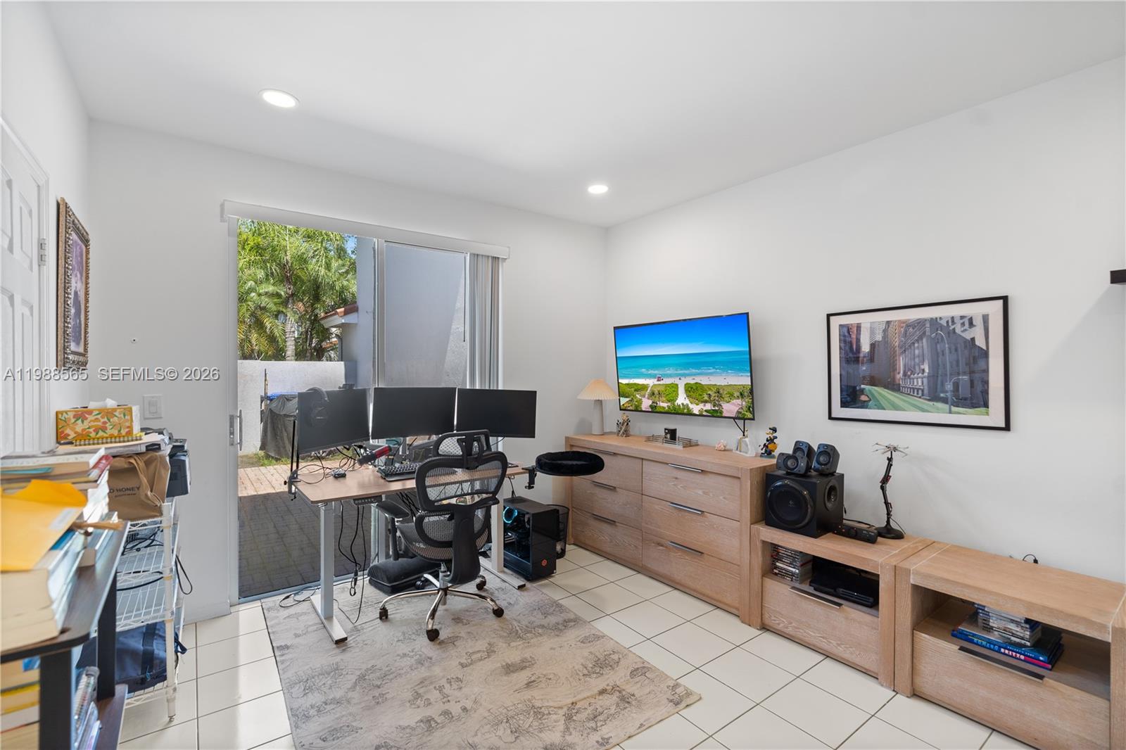 Photo of 1120 Canella Ln  (1120), Hollywood, Florida, 33019 - 