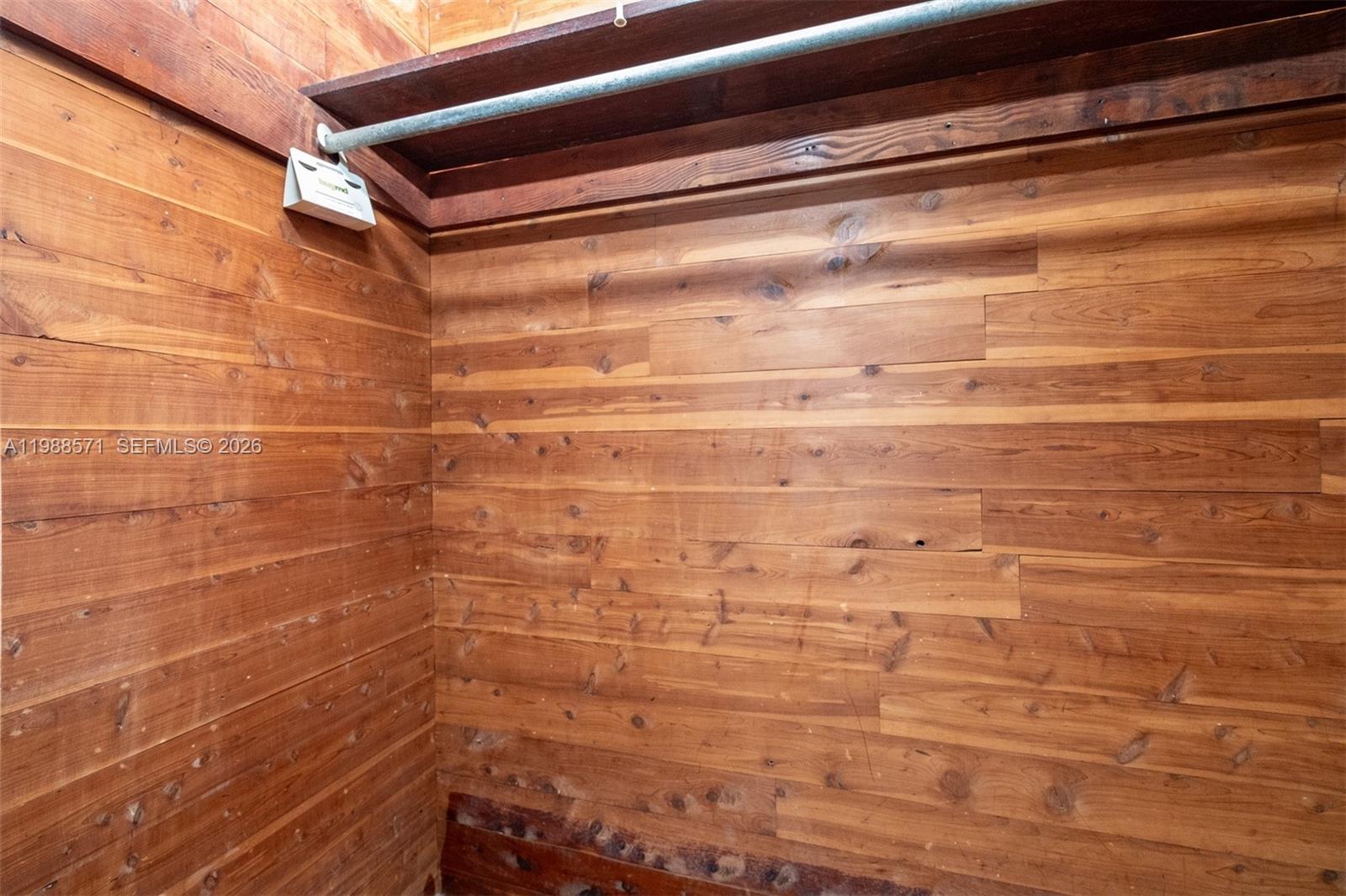   /   кв.футов $ 2026-03-24 0 Фото