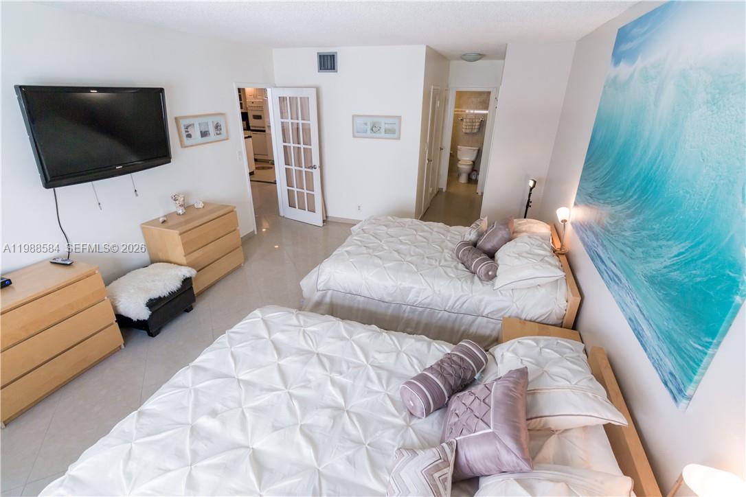 Photo of 3725 Ocean Dr  #1003, Hollywood, Florida, 33019 - Bedroom