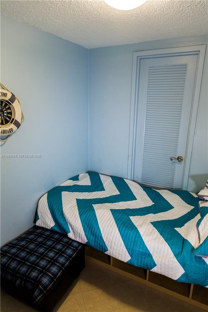 Photo of 3725 Ocean Dr  #1003, Hollywood, Florida, 33019 - Guest Room