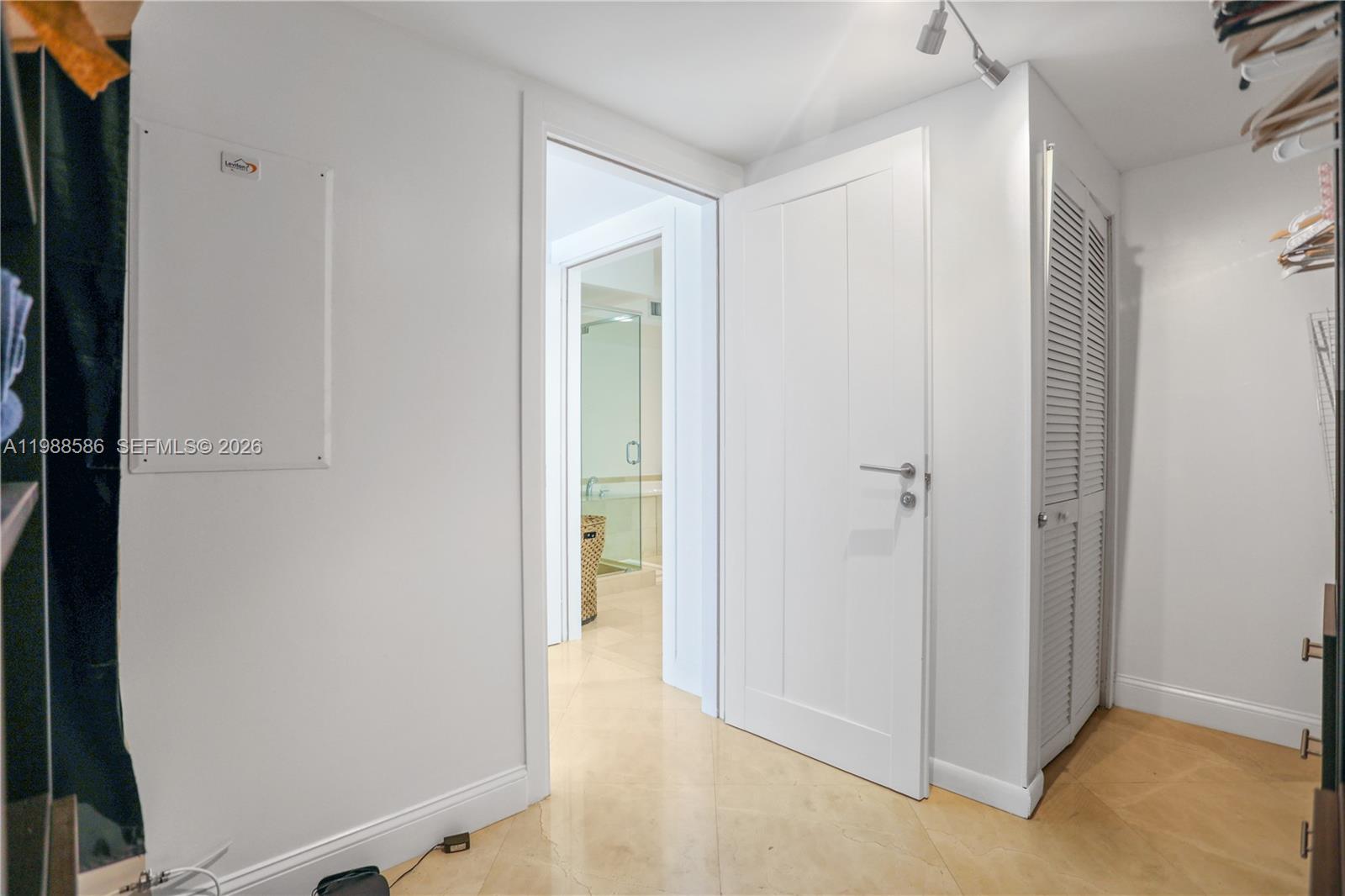 4511 3 / 2 1554 sq. ft. $ 2026-03-24 0 Photo