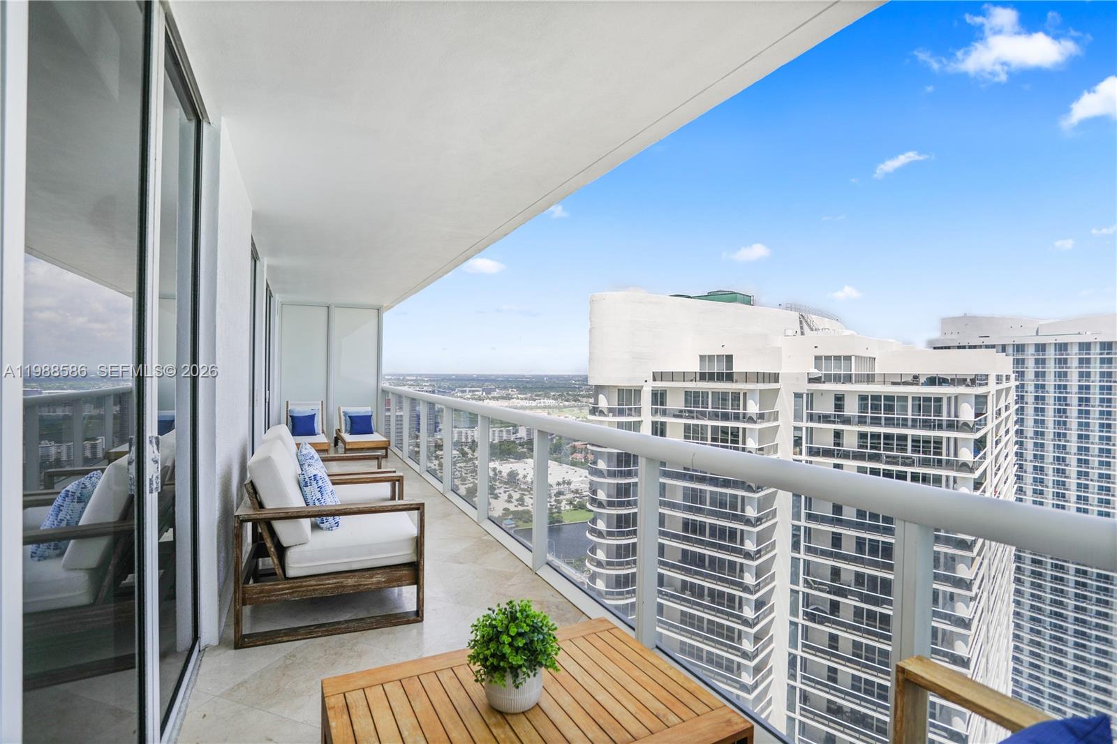 4511 3 / 2 1554 sq. ft. $ 2026-03-24 0 Photo