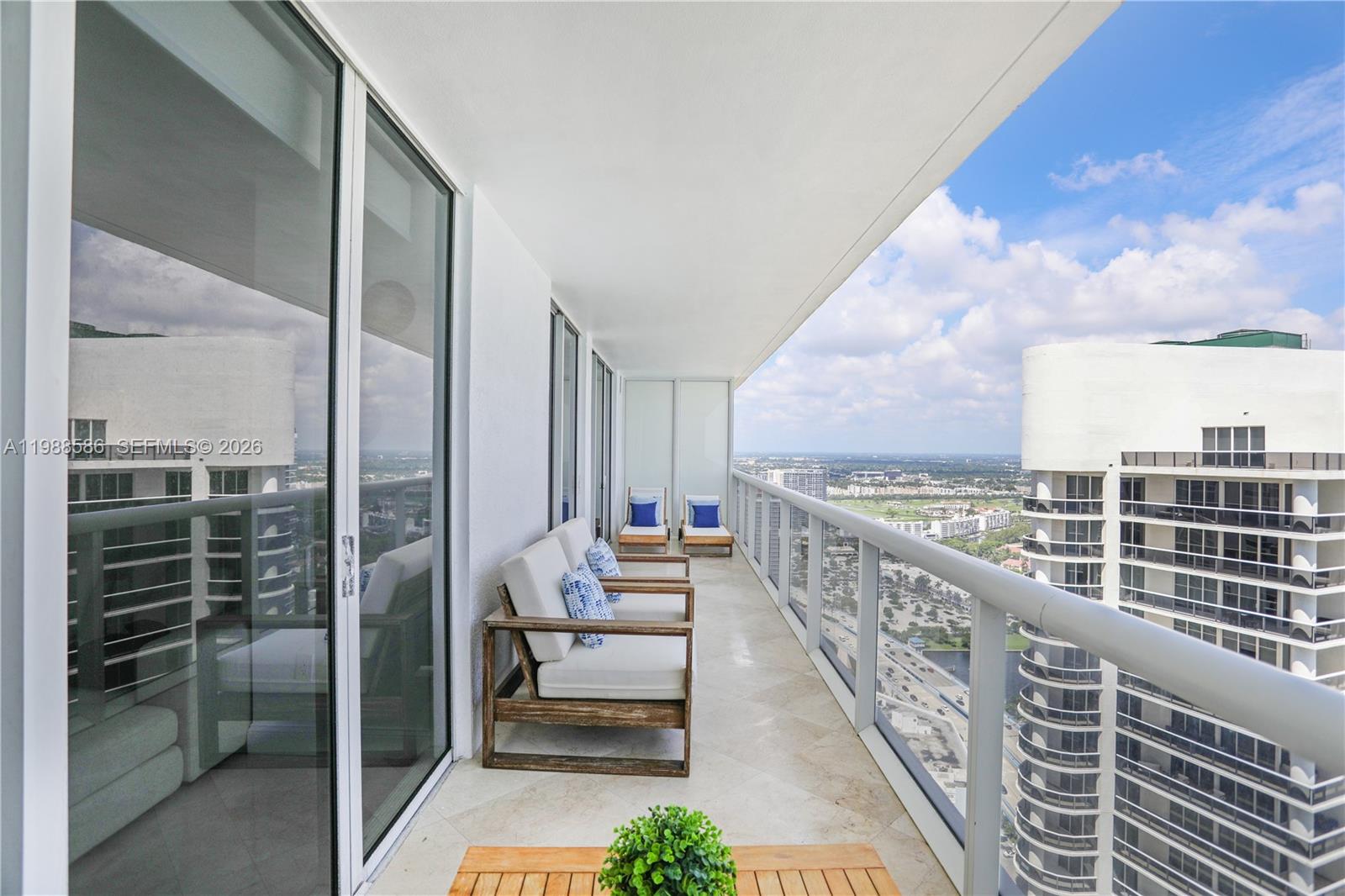 4511 3 / 2 1554 sq. ft. $ 2026-03-24 0 Photo