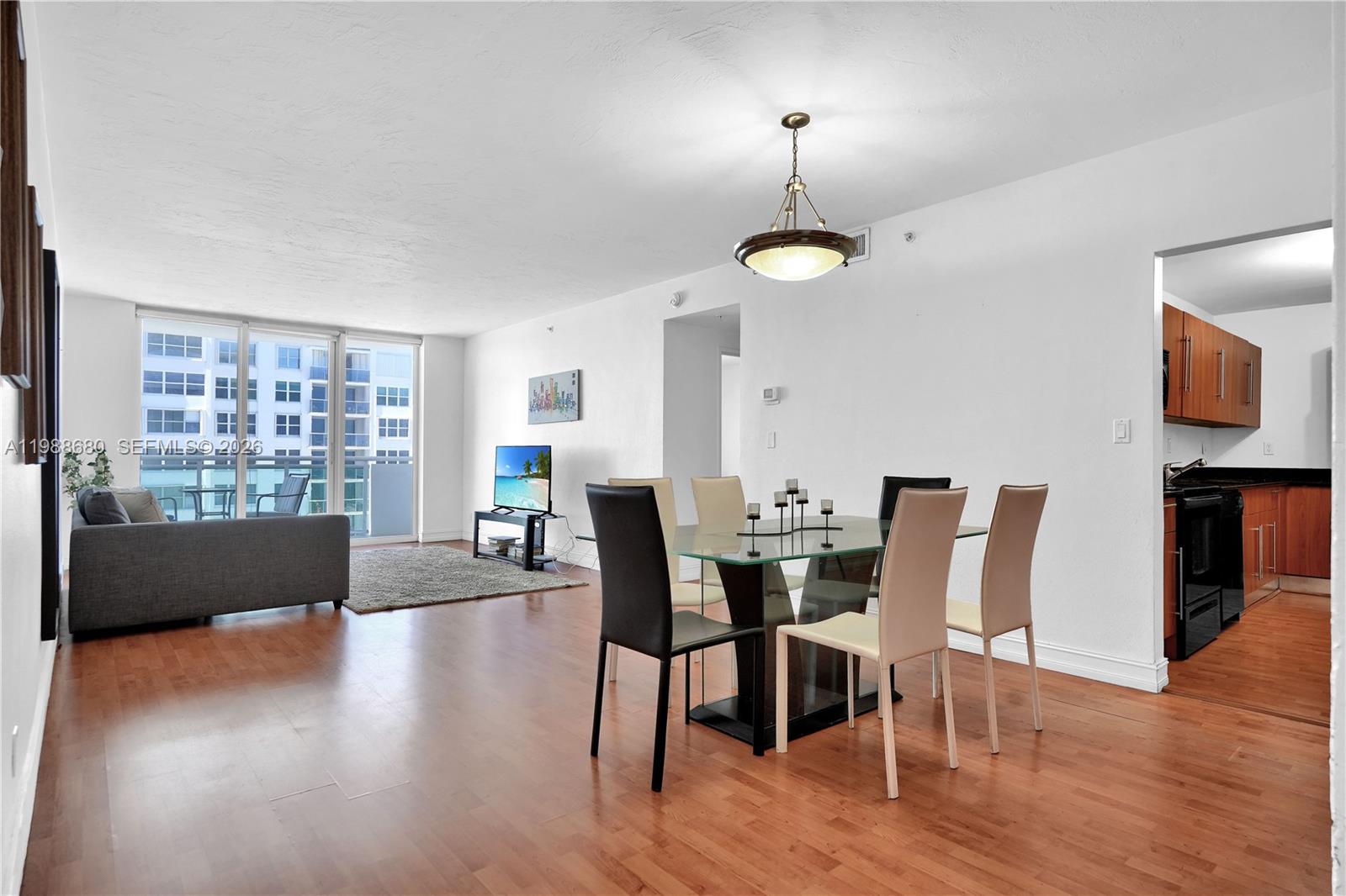 Photo of 3001 Ocean Dr  #1107, Hollywood, Florida, 33019 - 