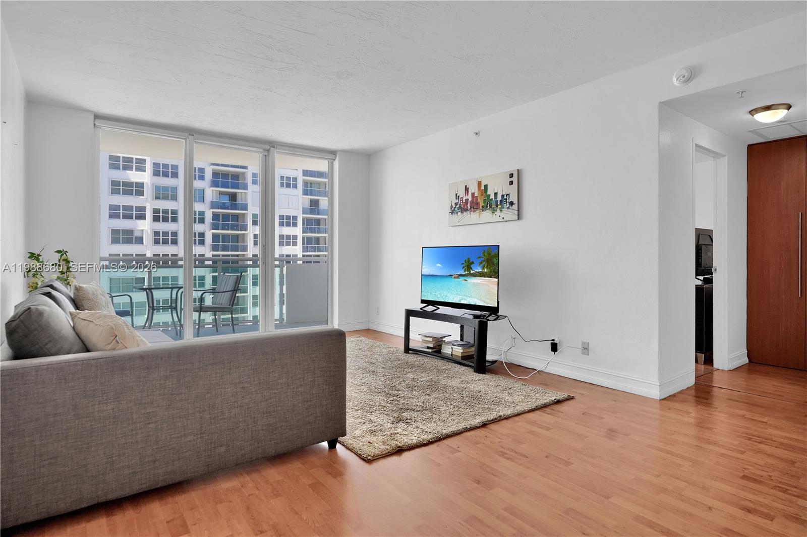 Photo of 3001 Ocean Dr  #1107, Hollywood, Florida, 33019 - 