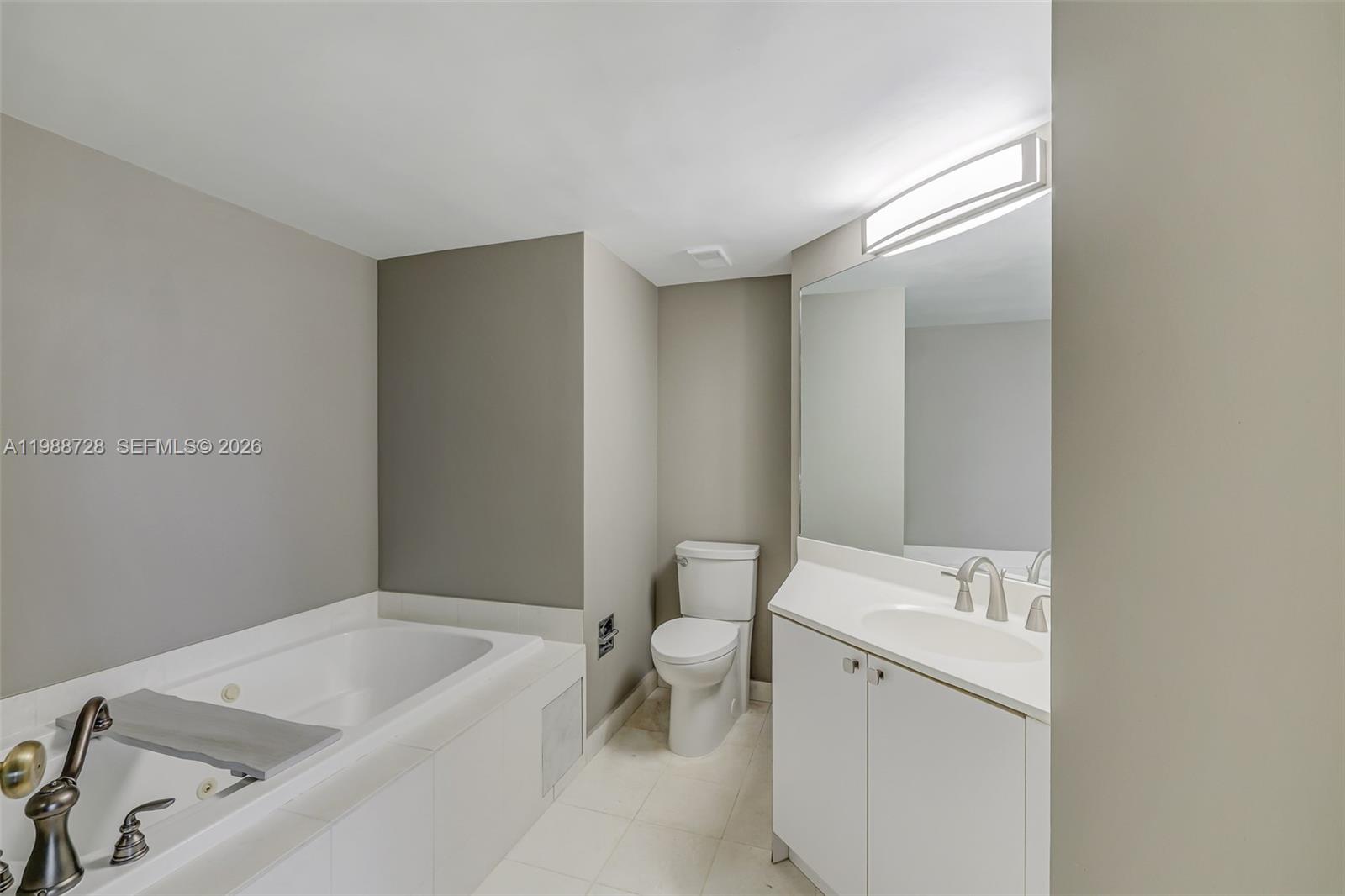 Photo of 20185 Country Club Dr  #302, Aventura, Florida, 33180 - 
