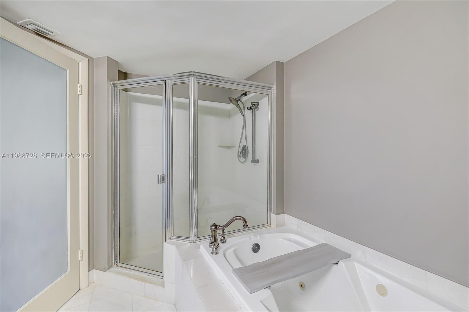 Photo of 20185 Country Club Dr  #302, Aventura, Florida, 33180 - 