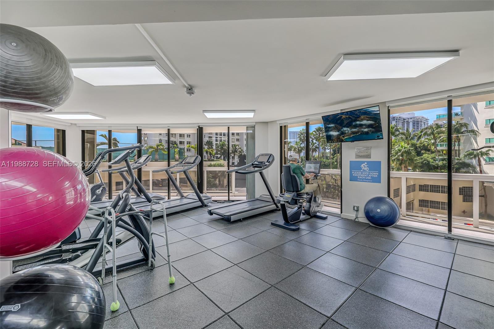 Photo of 20185 Country Club Dr  #302, Aventura, Florida, 33180 - 