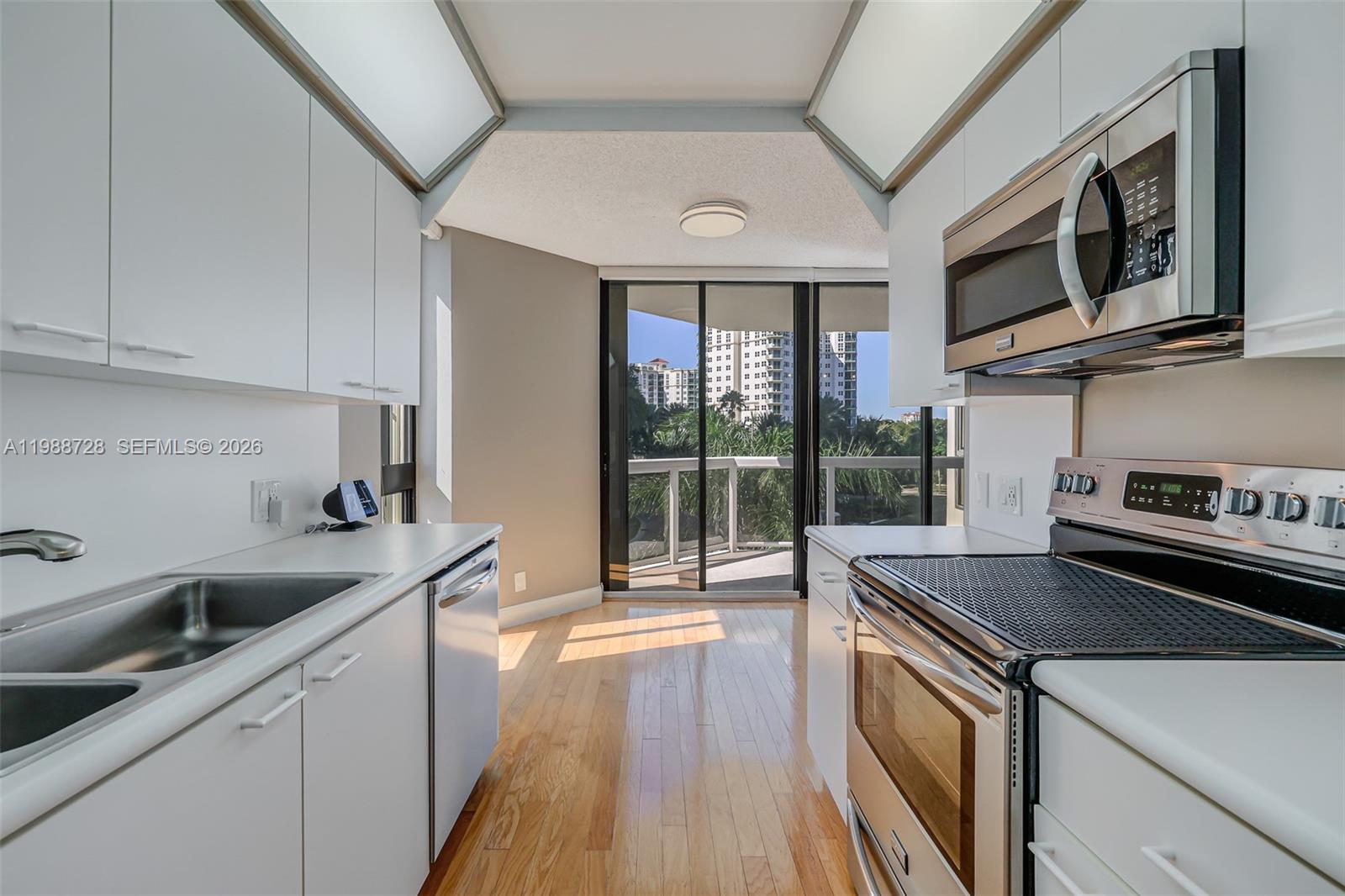 Photo of 20185 Country Club Dr  #302, Aventura, Florida, 33180 - 