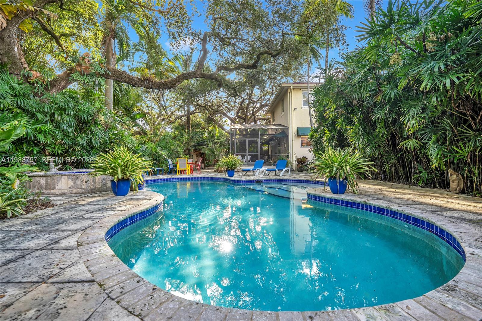   /   кв.футов $ 2026-03-24 0 Фото